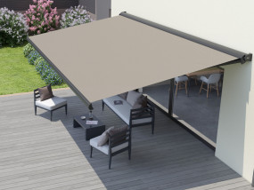 Store banne électrique Coffre Perseus pour terrasse ou balcon